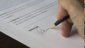 what is a fixed term contract